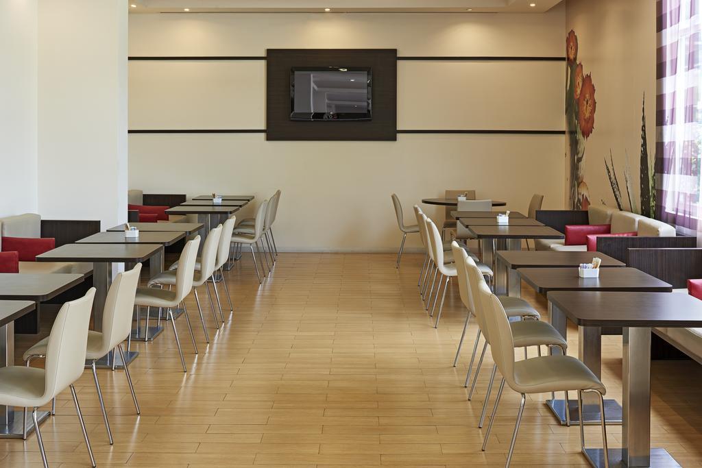 Ibis Monterrey Valle San Pedro Garza Garcia Exterior photo