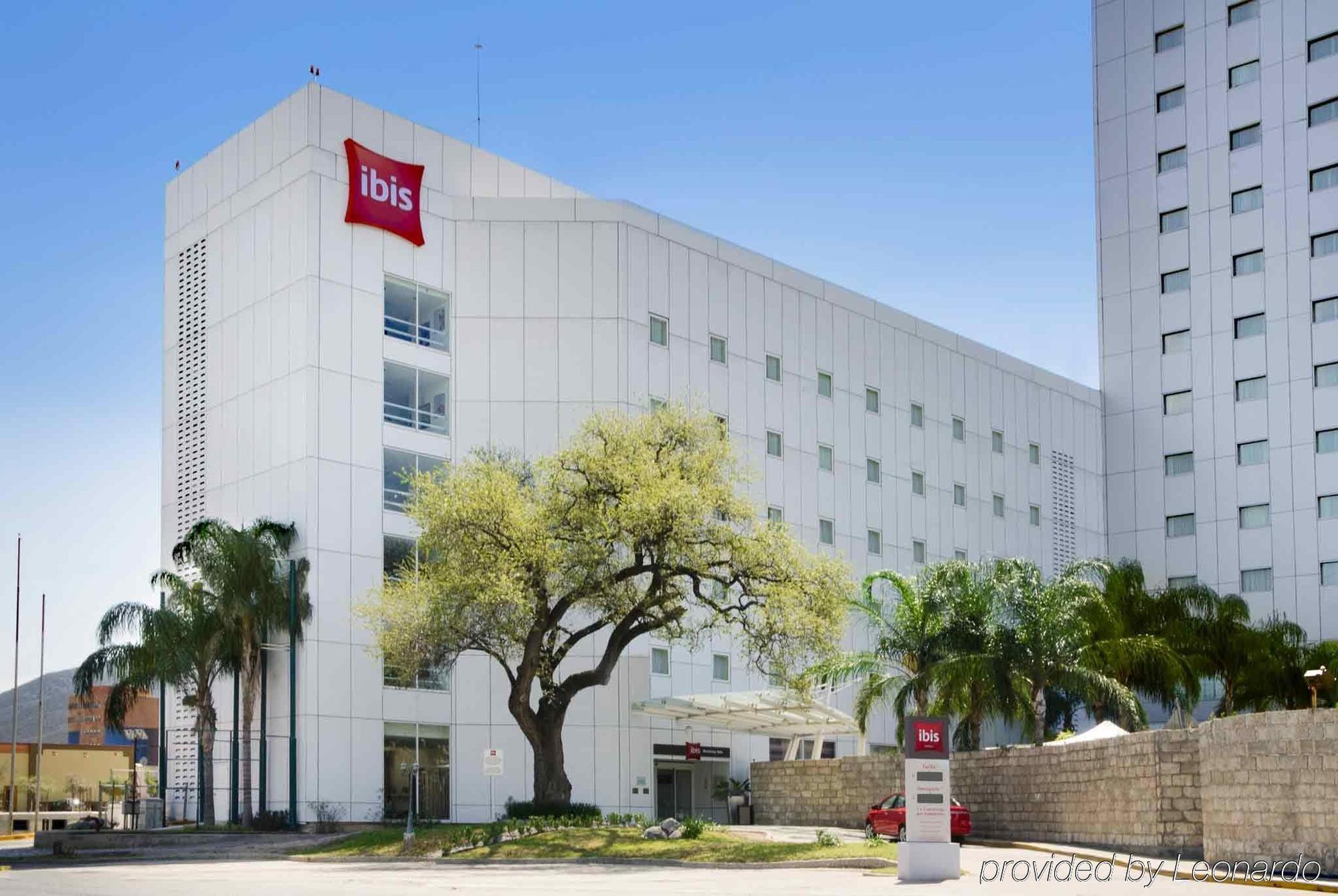 Ibis Monterrey Valle San Pedro Garza Garcia Exterior photo